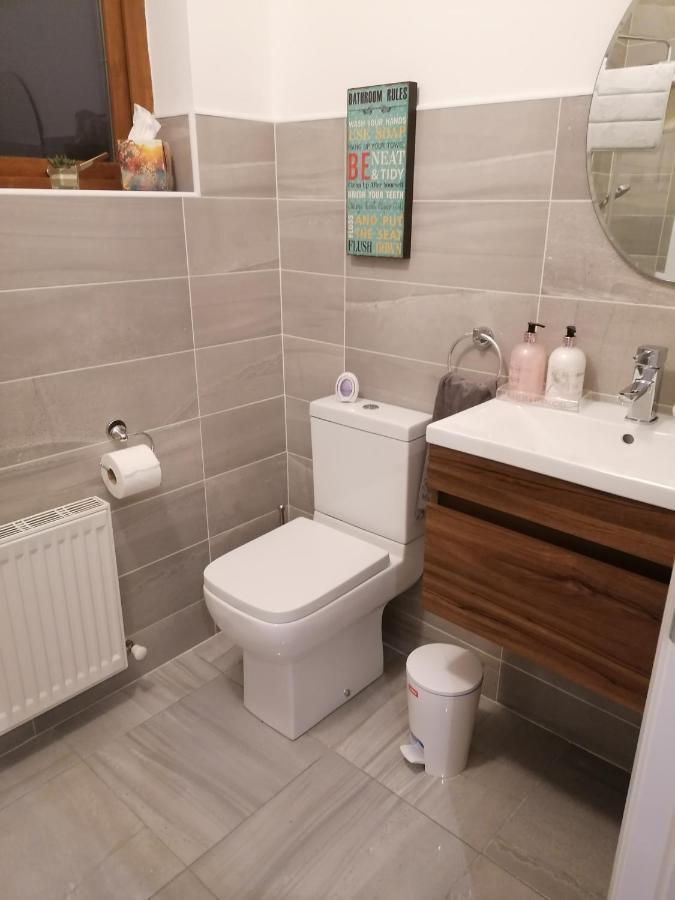Atlantic Way Apartment 1 Breaghwy Bagian luar foto